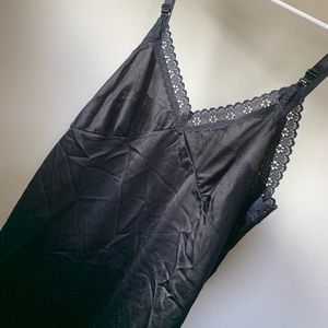 Vintage Black Slip